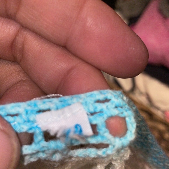 knit top crochet white and blue no tag fits small beach cover up - Picture 5 of 5